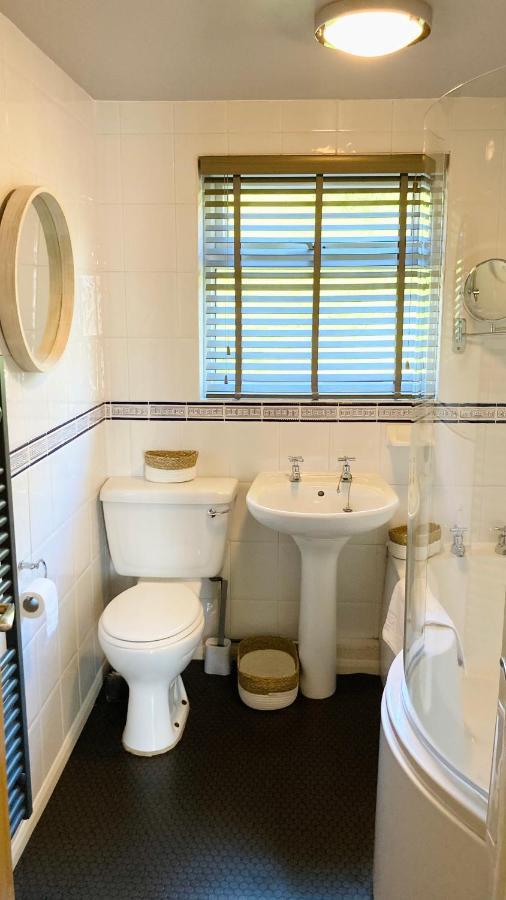Looe With A View - Entire Apartment With Free Allocated Parking Exterior photo