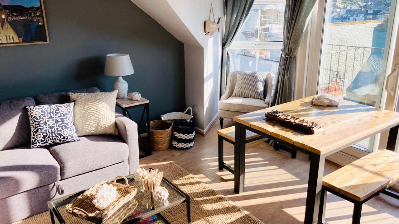 Looe With A View - Entire Apartment With Free Allocated Parking Exterior photo