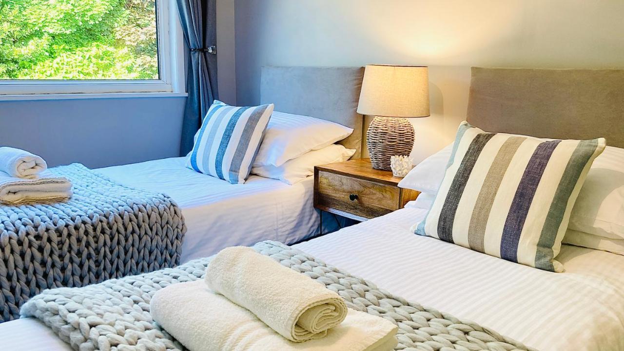 Looe With A View - Entire Apartment With Free Allocated Parking Exterior photo
