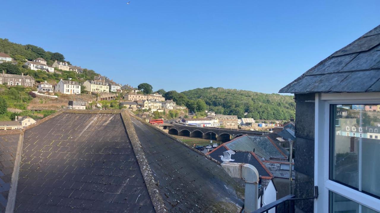 Looe With A View - Entire Apartment With Free Allocated Parking Exterior photo